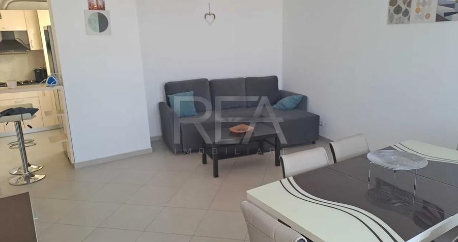Apartament cu 2 camere decomandat, mobilat în Parcul Carol