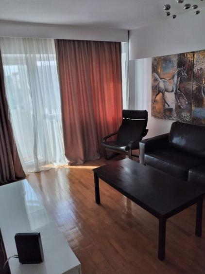 Apartament cu 3 camere decomandat în Beller