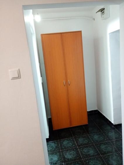 Garsonieră semidecomandată în Central