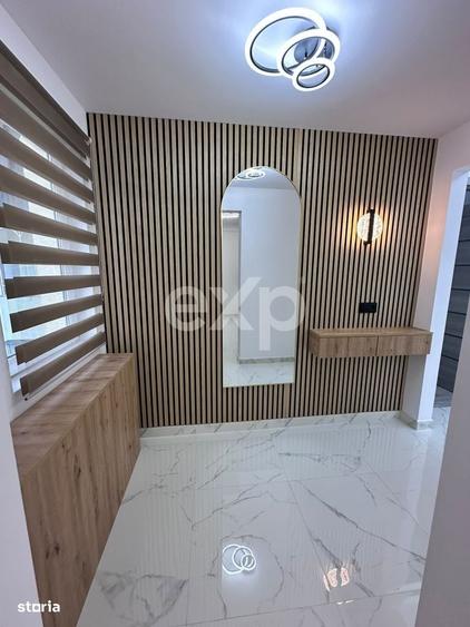 Apartament cu 3 camere în Micro 8