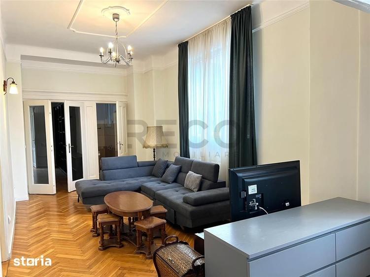 Apartament cu 4 camere semidecomandat în Central