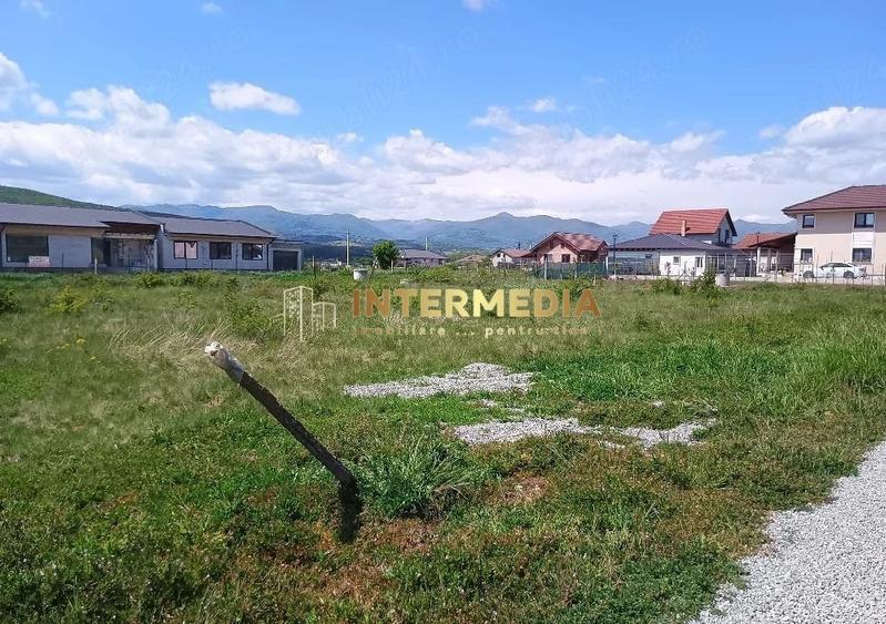 Teren Construcții intravilan de 437 mp, în Micești