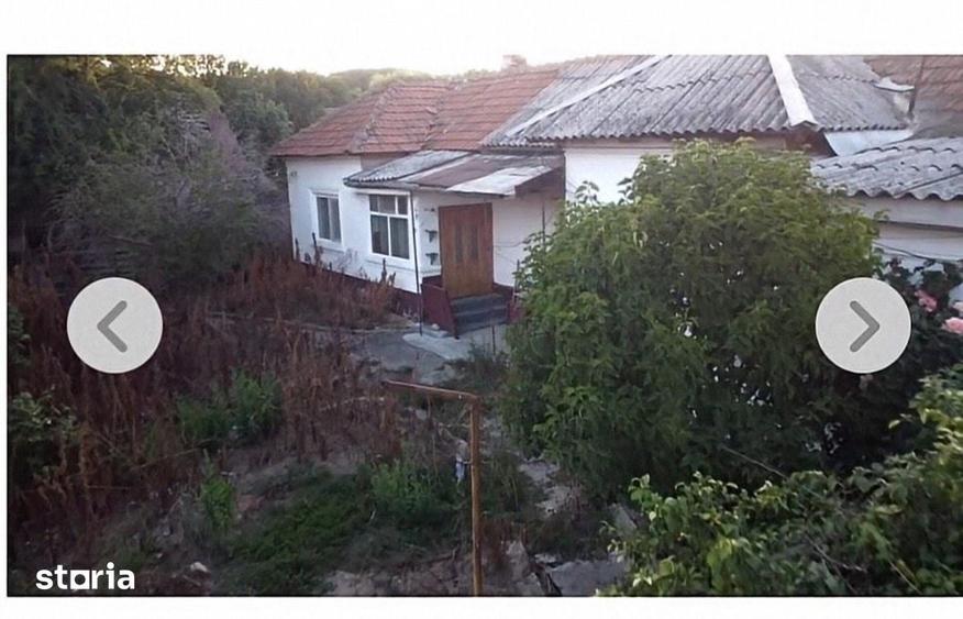 Teren de 1844 mp, în Schiau