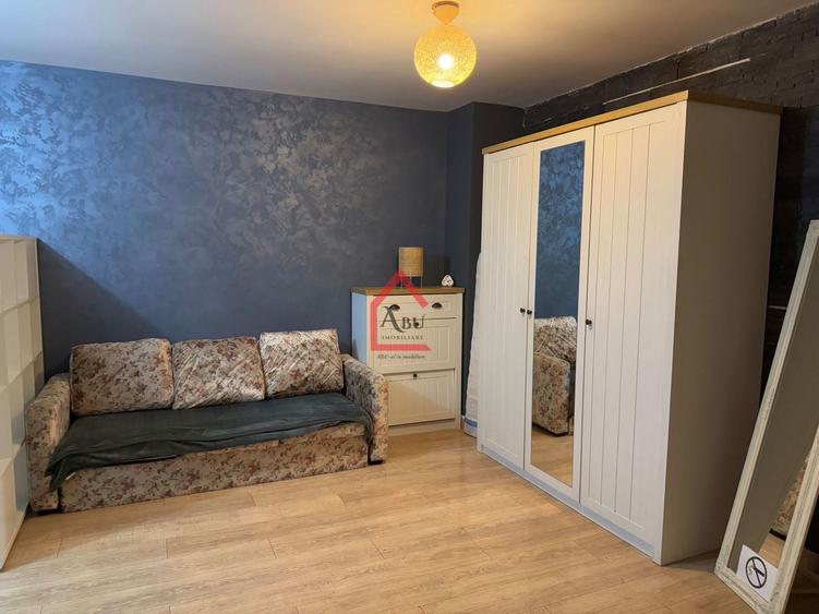Apartament cu 2 camere semidecomandat, mobilat în Tătărași