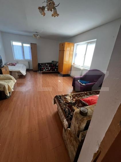 Casă individuală cu 6 camere cu Teren 680 Mp în Exterior Nord