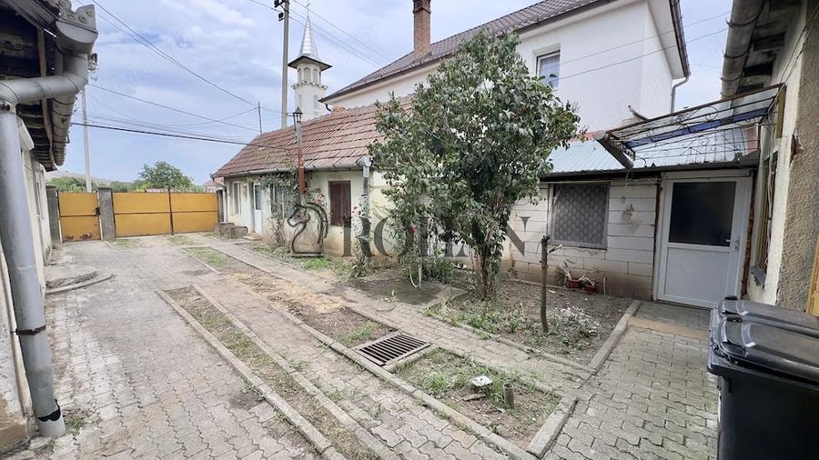 Casă cu 2 camere cu Teren 788 Mp în Bărăbanț