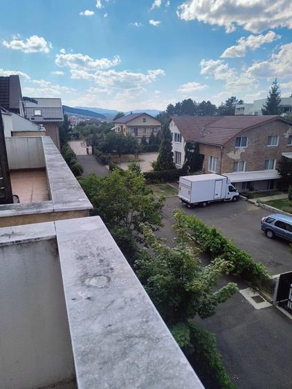 Apartament cu 3 camere semidecomandat în Mănăștur