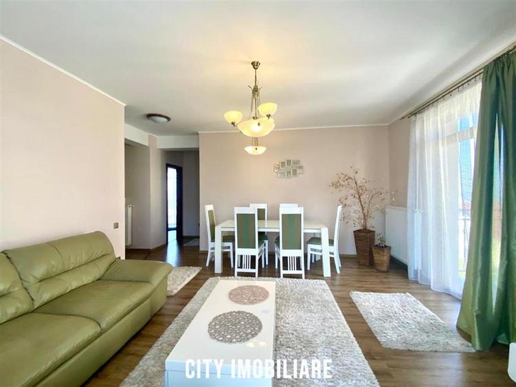 Apartament cu 3 camere semidecomandat, mobilat în Zorilor