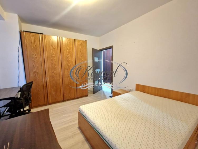 Apartament cu 3 camere semidecomandat, mobilat în Sopor