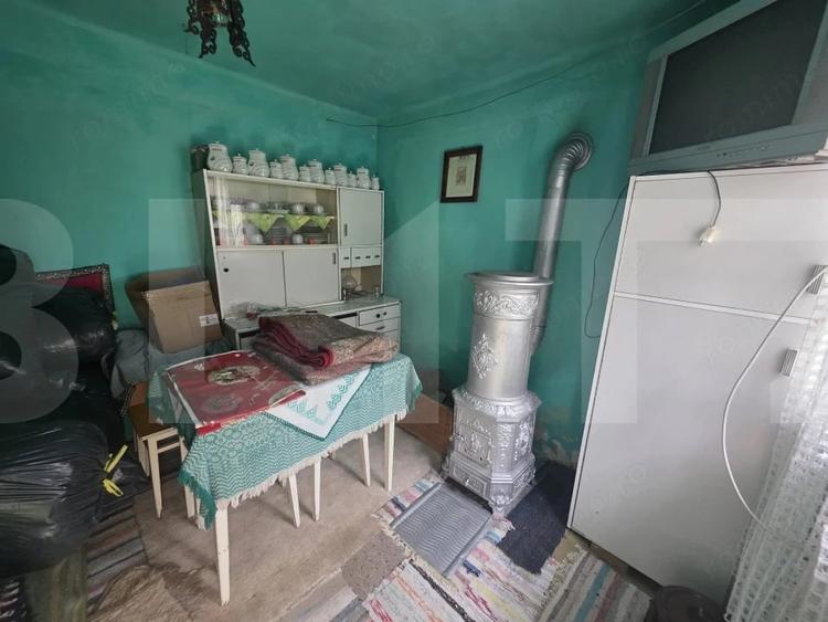 Casă cu 2 camere cu Teren 982 Mp în Bixad