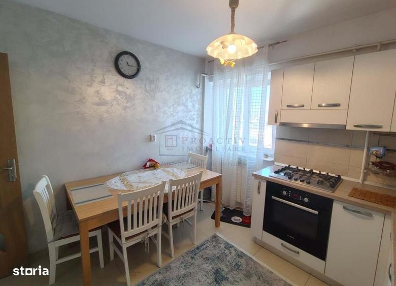 Apartament cu 4 camere în Burdujeni