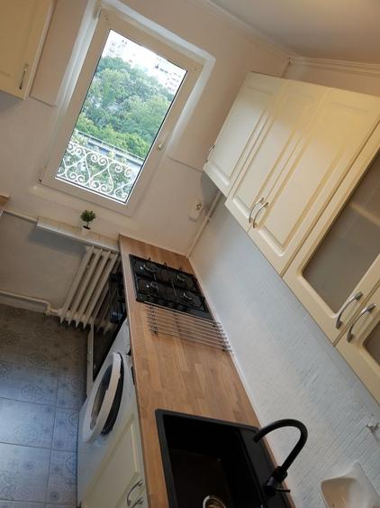 Favorit, PROPRIETAR, 2 camere - 2 lifturi, 8/10 , strada Pravat 4 - 6