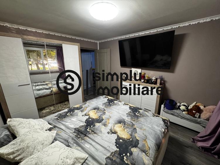 Apartament cu 3 camere semidecomandat în Gării