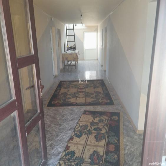 Vand casa in satul Parepa Rusani