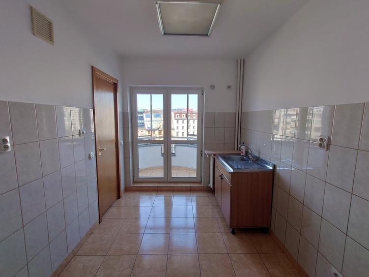 Apartament cu 2 camere decomandat în Unirii