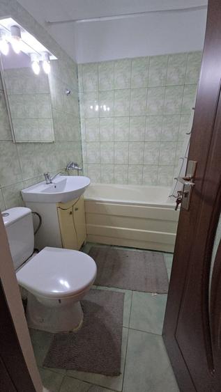 Apartament cu 2 camere decomandat, mobilat în Alexandru cel Bun