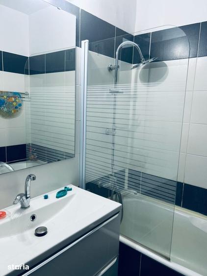 Apartament cu 3 camere în Tătărași