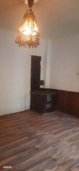 Casă cu 2 camere cu Teren 1000 Mp în Husasău de Tinca