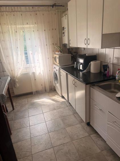Apartament cu 2 camere decomandat în Golești