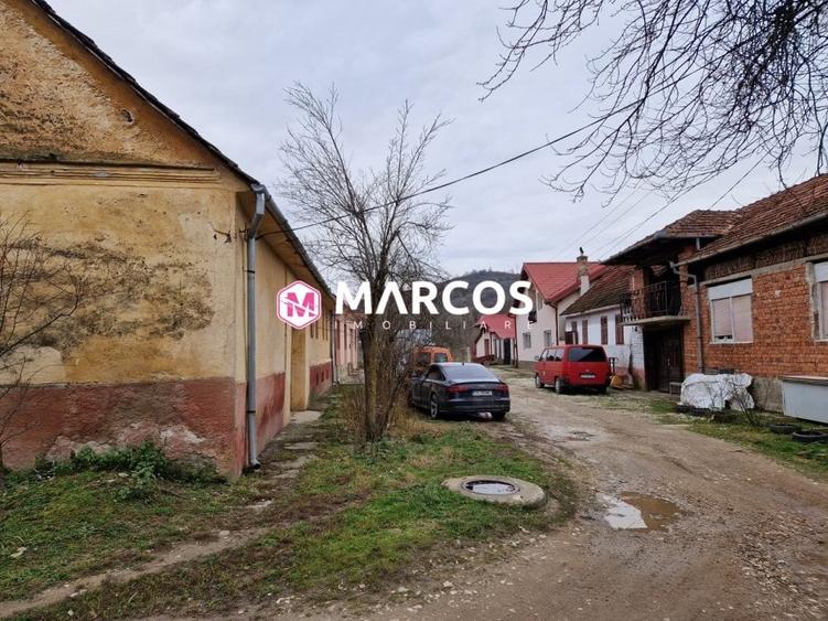Casă individuală cu 3 camere cu Teren 1000 Mp în Goruia