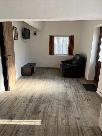 Casă cu Teren 500 Mp în Central
