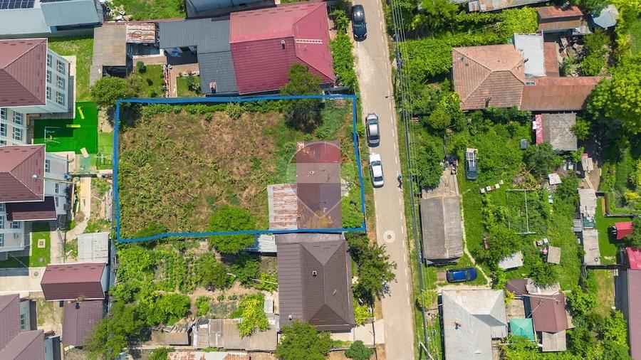 Teren de 722 mp, în Zorleni