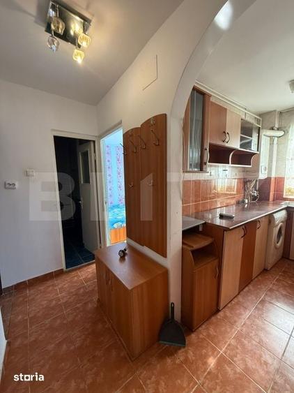 Apartament cu 3 camere decomandat în 9 Mai