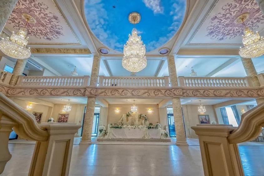 Spațiu comercial, de 800 mp, în Exterior Est