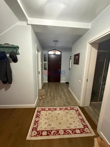 Casă cu 3 camere decomandat cu Canalizare în Cumpăna