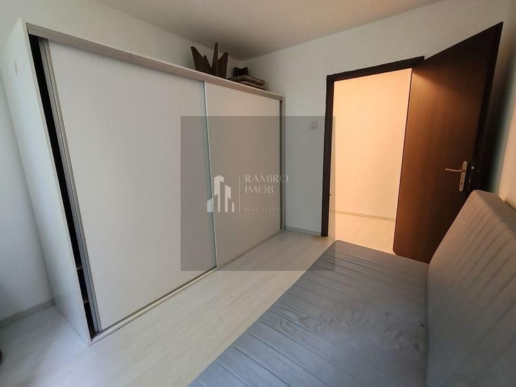 Apartament cu 3 camere semidecomandat, mobilat în Brâncoveanu