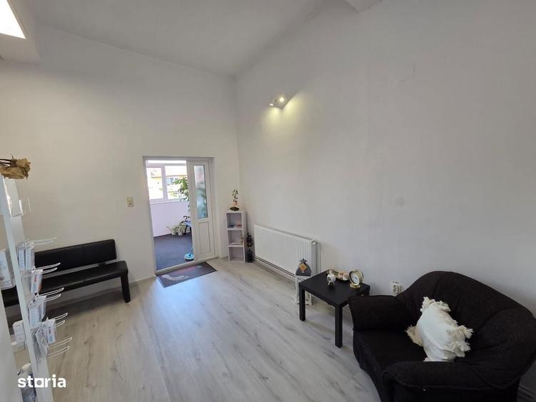 Spațiu comercial, de 180 mp, în Criș