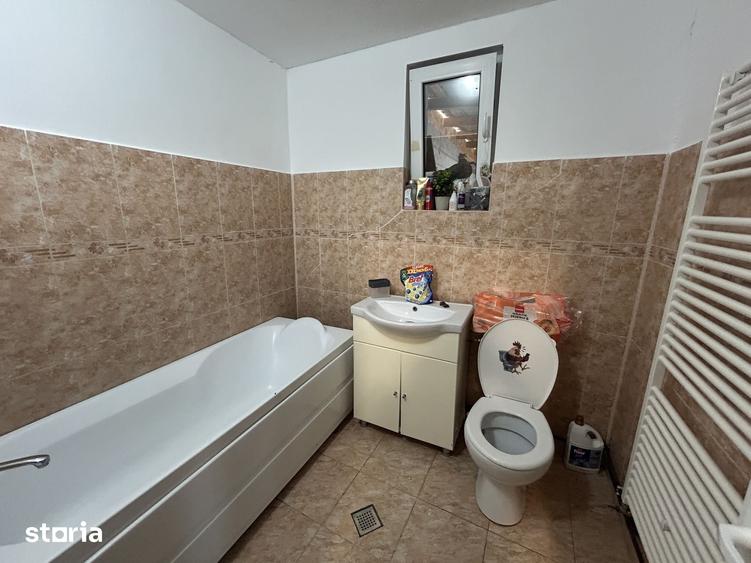 Vand casa din caramida, st.494 mp, sc.131 mp, cu 4 cam.2 bai, moderna - 4