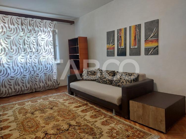 Apartament cu 2 camere decomandat, mobilat în Calea Dumbrăvii