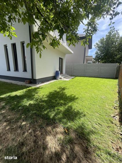 Casă cu 4 camere cu Teren 250 Mp în Central