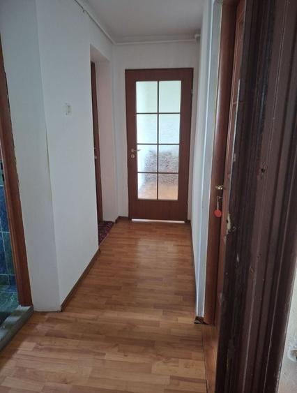 Apartament cu 2 camere decomandat în Cocorăștii Caplii