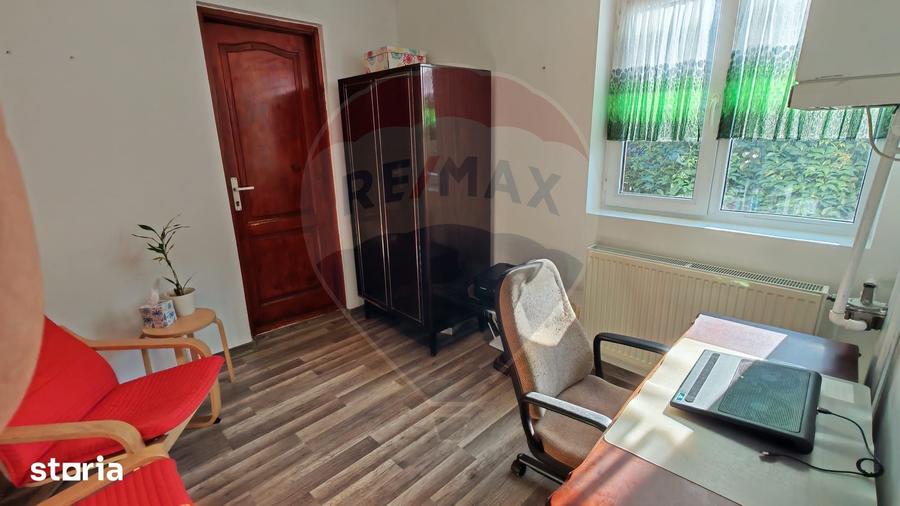 Casă cu 4 camere cu Teren 1294 Mp în Tâncăbești