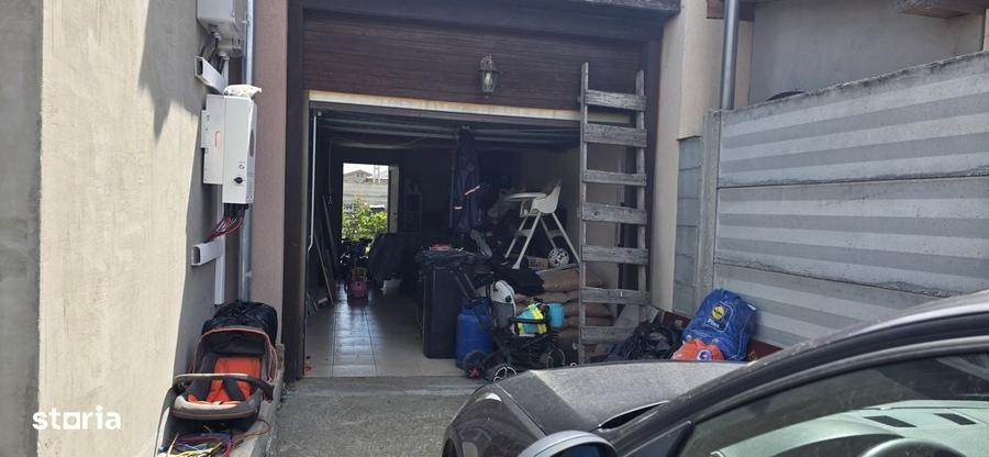 Casă cu 3 camere în Nojorid