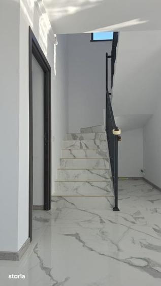 Casă cu 4 camere cu Teren 320 Mp în Central