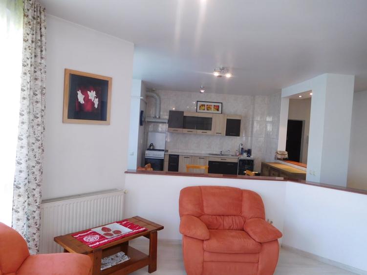 Apartament cu 3 camere decomandat în Grigorescu