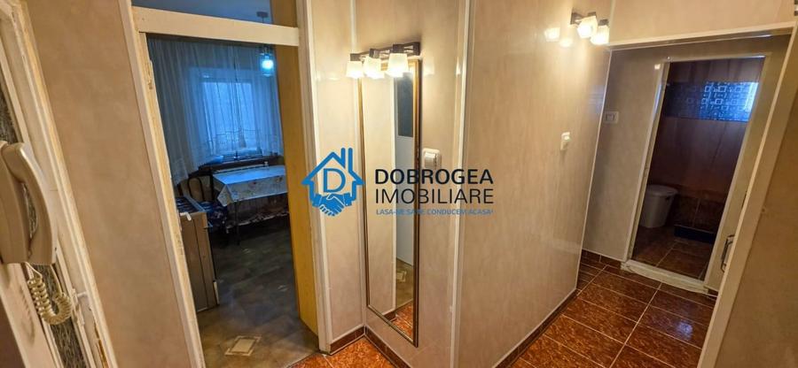 Apartament cu 2 camere decomandat, mobilat în E3