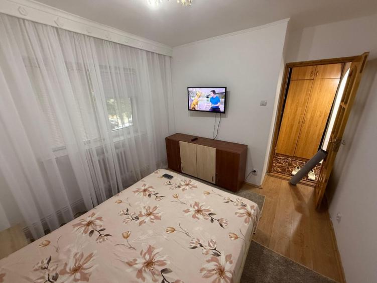 Apartament cu 2 camere decomandat în Nicolina