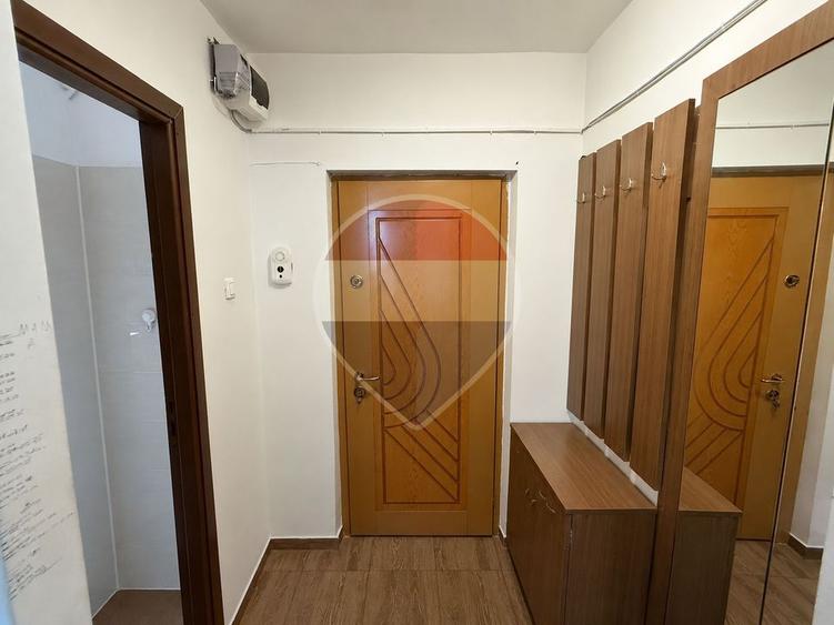 Garsonieră semidecomandată, mobilată în Titan