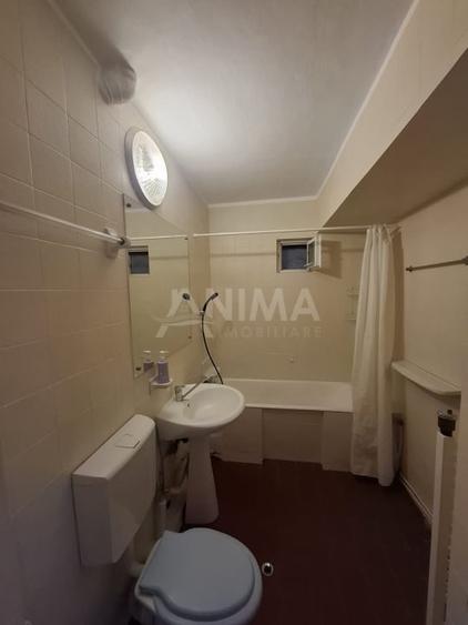 Apartament 4 camere, 3 balcoane, parcare in Piața Cipariu - 10