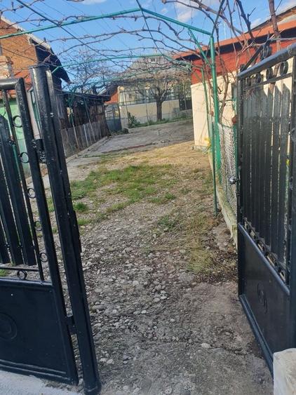 Casă cu 3 camere în Tătaru
