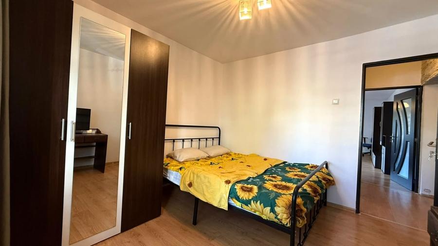 Apartament cu 2 camere decomandat în Între Lacuri