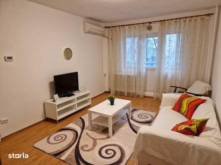 Apartament cu 3 camere, mobilat în Apărătorii Patriei
