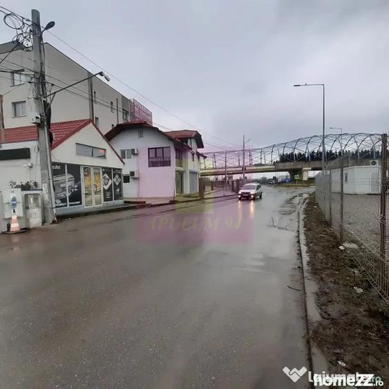 Casă cu 7 camere cu Teren 370 Mp în Cățelu