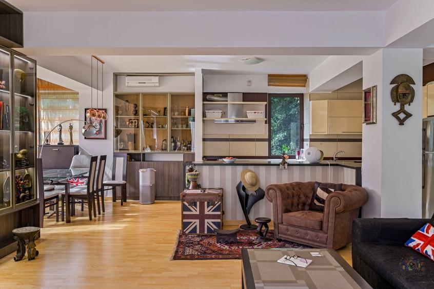 Apartament cu 4 camere semidecomandat în Floreasca
