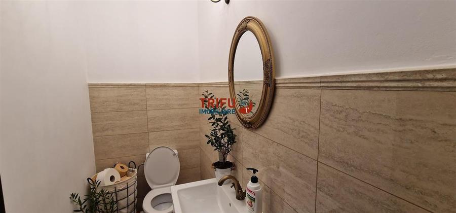 Casă individuală cu 4 camere cu Canalizare în Cetate