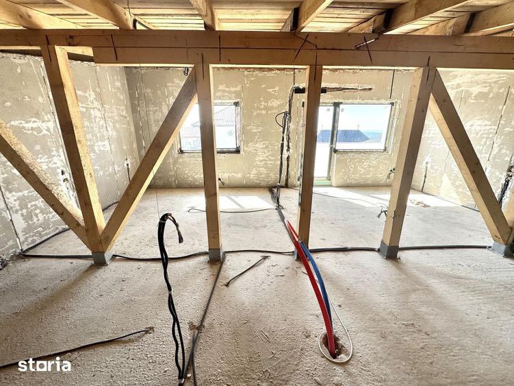 Casă cu 3 camere cu Teren 260 Mp în Valea Lupului